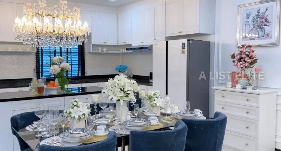 Haus zum Kauf mit 6 Zimmer in Mueang Tak, Tak