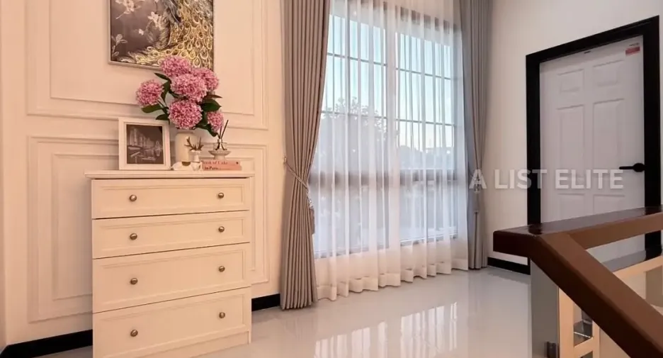 Haus zum Kauf mit 6 Zimmer in Mueang Tak, Tak