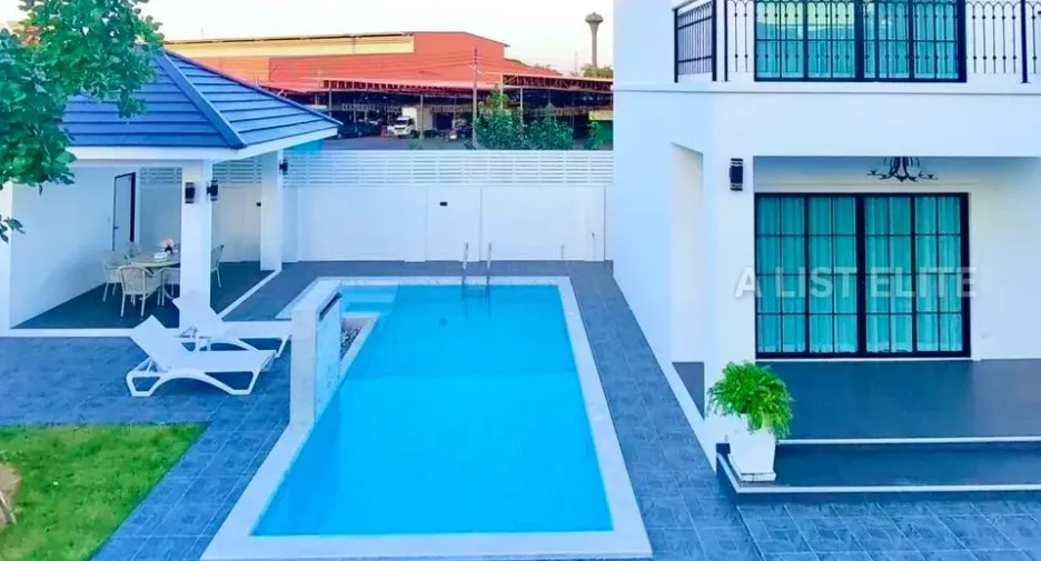 Haus zum Kauf mit 6 Zimmer in Mueang Tak, Tak