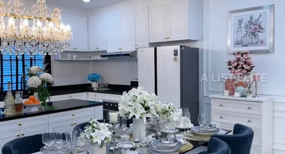 Haus zum Kauf mit 6 Zimmer in Mueang Tak, Tak