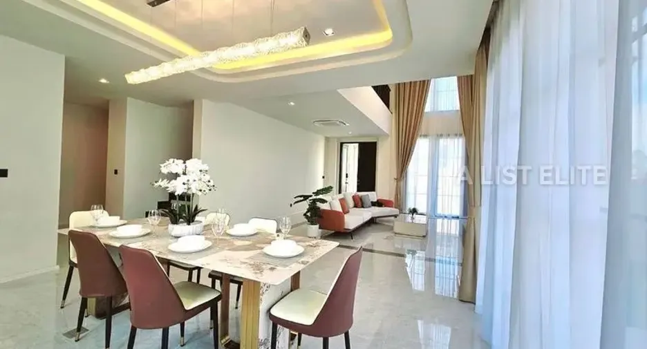 For rent 4 bedrooms house in Bang Lamung, Chonburi