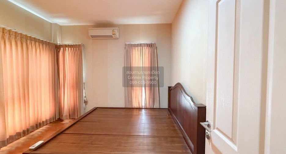 For sale 4 bedrooms house in Phasi Charoen, Bangkok