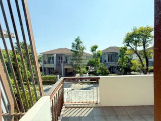 For sale 4 bedrooms house in Phasi Charoen, Bangkok