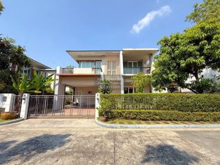 For sale 4 bedrooms house in Phasi Charoen, Bangkok