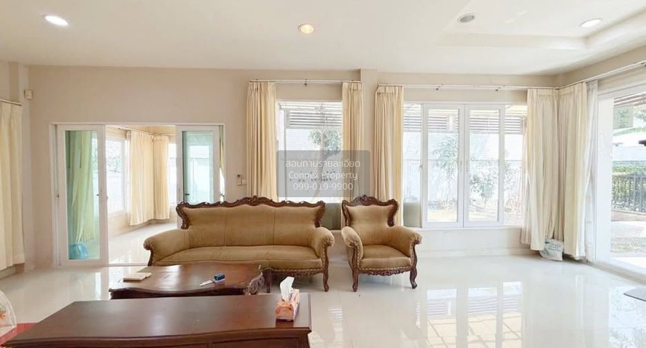 For sale 4 bedrooms house in Phasi Charoen, Bangkok
