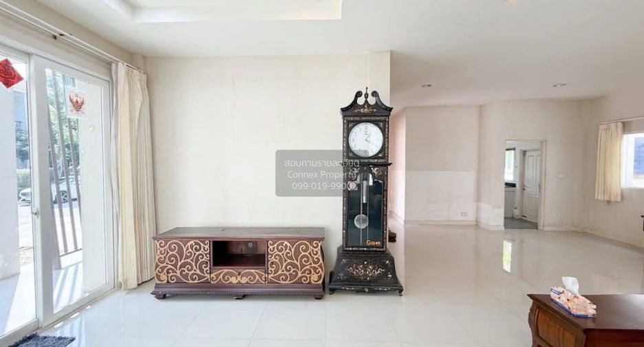 For sale 4 bedrooms house in Phasi Charoen, Bangkok