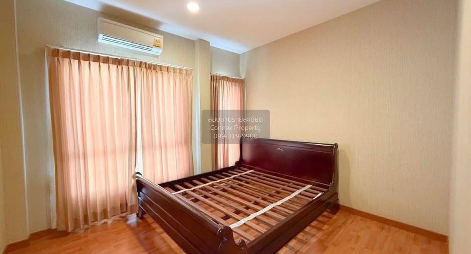 For sale 4 bedrooms house in Phasi Charoen, Bangkok