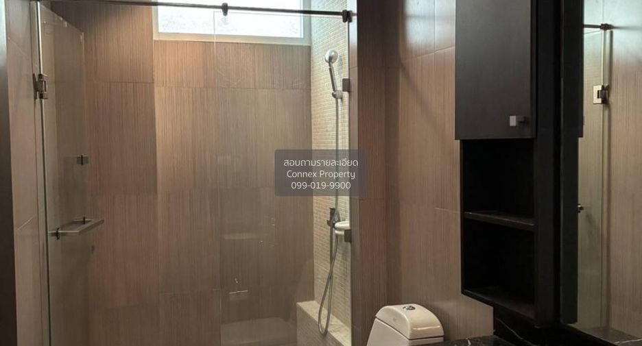 For sale 2 bedrooms condo in Watthana, Bangkok