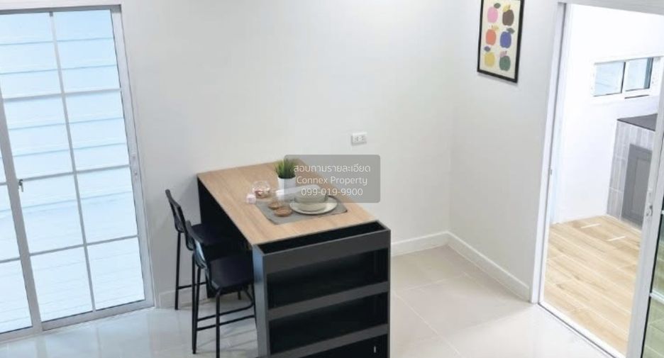 For sale 4 bedrooms townhouse in Lam Luk Ka, Pathum Thani