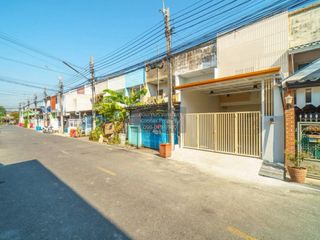 出售 3 卧室 联排别墅 在 Bang Bua Thong, Nonthaburi