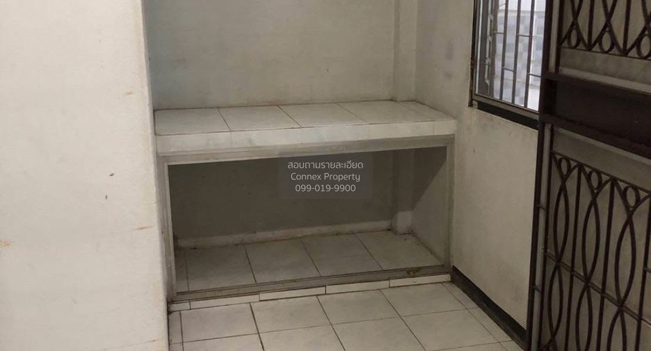 Casa adosada en venta de 2 habitaciones en Mueang Nonthaburi, Nonthaburi