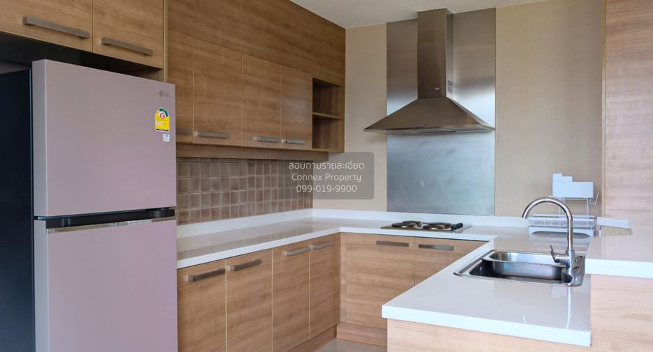 For sale 2 bedrooms condo in Watthana, Bangkok