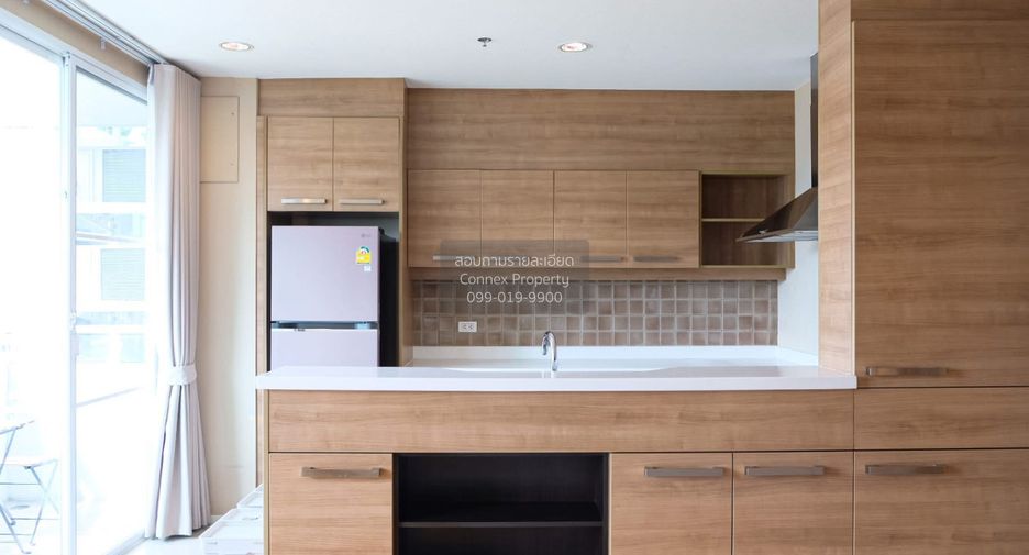 For sale 2 bedrooms condo in Watthana, Bangkok
