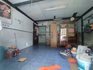 For sale 1 bed townhouse in Mueang Samut Prakan, Samut Prakan
