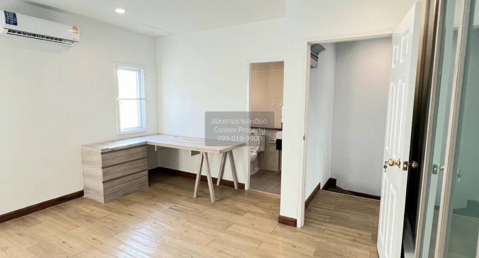 Reihenhaus zum Kauf mit 3 Zimmer in Thung Khru, Bangkok