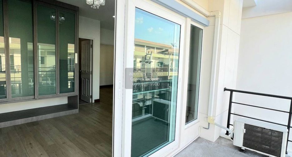 Reihenhaus zum Kauf mit 3 Zimmer in Thung Khru, Bangkok
