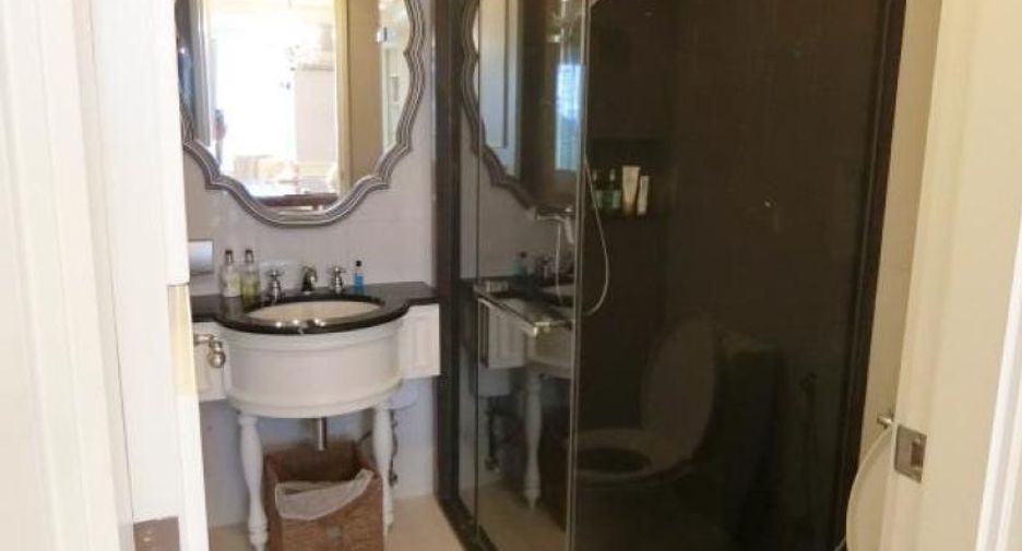 For sale 1 bed condo in Watthana, Bangkok