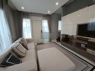 出售 3 卧室 联排别墅 在 Lat Phrao, 曼谷