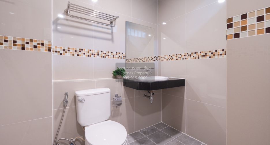 For sale 1 bed condo in Bang Kapi, Bangkok