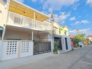 出售 4 卧室 联排别墅 在 Bang Bua Thong, Nonthaburi