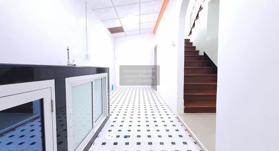 For sale 4 bedrooms townhouse in Bang Bua Thong, Nonthaburi