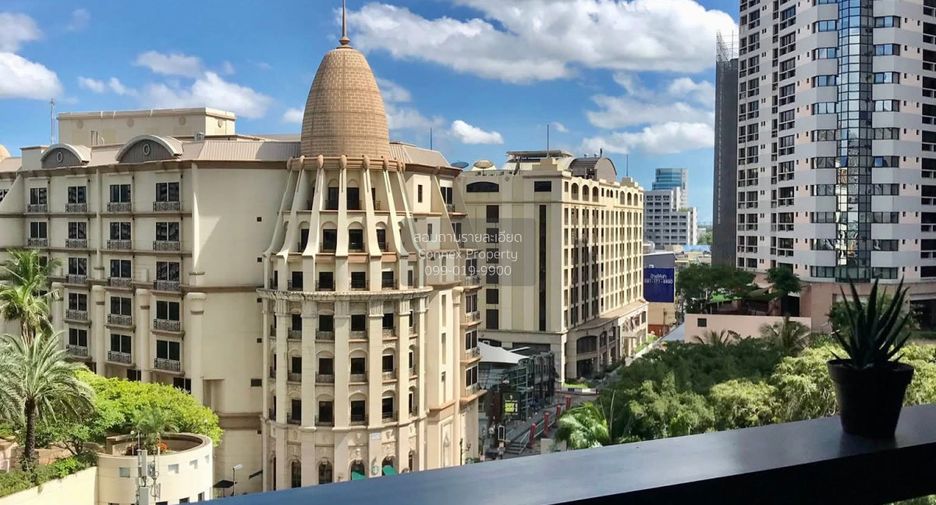For sale 1 bed condo in Khlong Toei, Bangkok