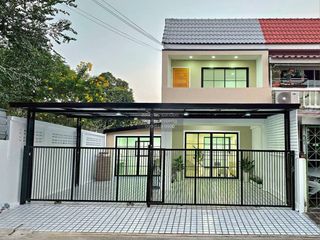 For sale 5 bedrooms townhouse in Bang Yai, Nonthaburi