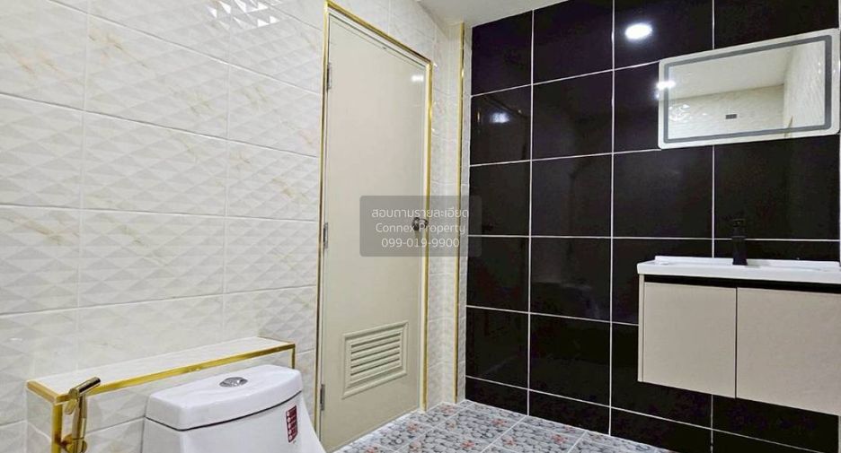 For sale 5 bedrooms townhouse in Bang Yai, Nonthaburi