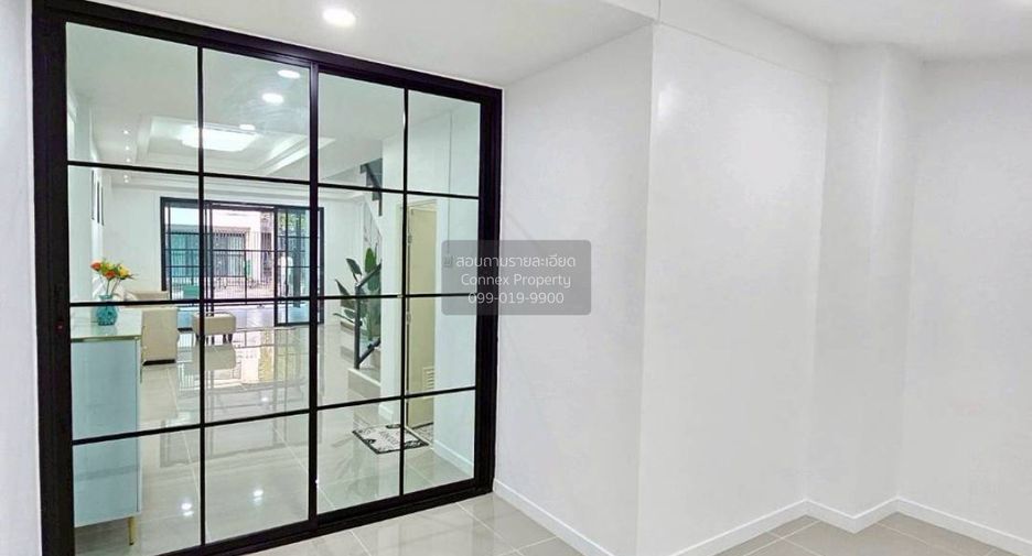 For sale 5 bedrooms townhouse in Bang Yai, Nonthaburi