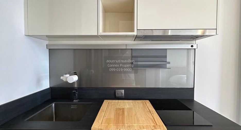 For sale 1 bed condo in Khlong Toei, Bangkok