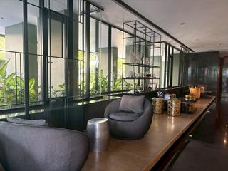 Продажа 2 спальни кондо в Кхлонг Сан, Бангкок