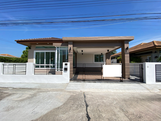 For sale 3 bedrooms house in Mueang Rayong, Rayong