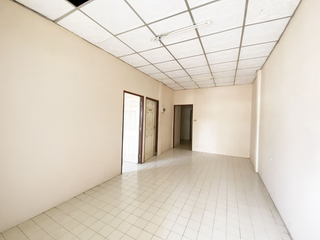 Casa adosada en venta de 2 habitaciones en Mueang Rayong, Rayong