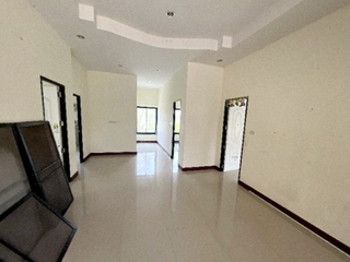 出售 3 卧室 独立屋 在 Nikhom Phatthana, Rayong