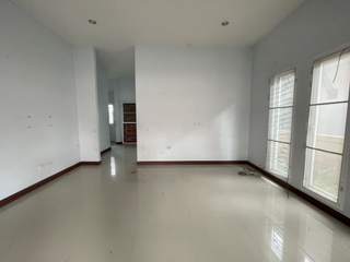 Haus zum Kauf mit 2 Zimmer in Pluak Daeng, Rayong