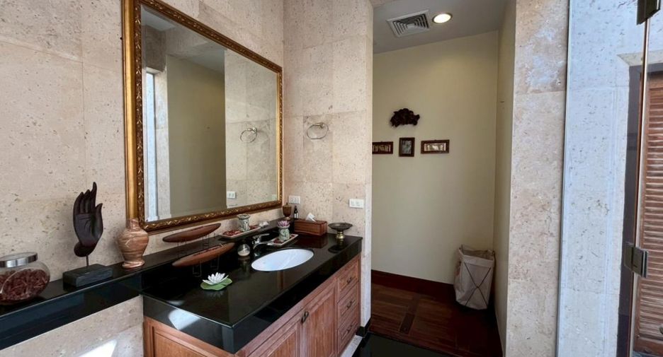 Villa zum Kauf mit 2 Zimmer in Sattahip, Chonburi