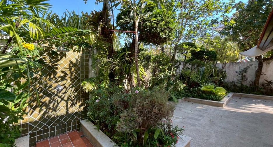 Villa zum Kauf mit 2 Zimmer in Sattahip, Chonburi