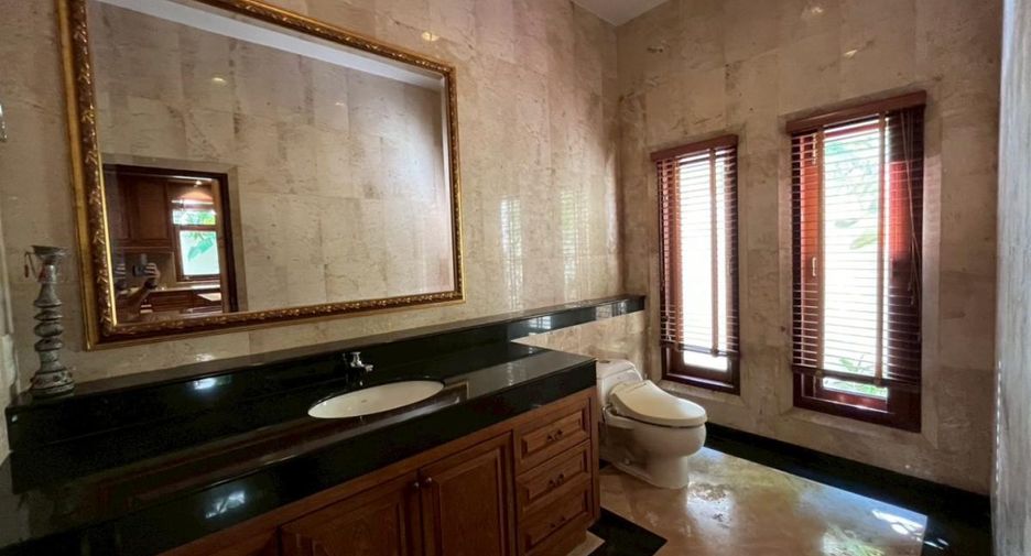 Villa zum Kauf mit 2 Zimmer in Sattahip, Chonburi