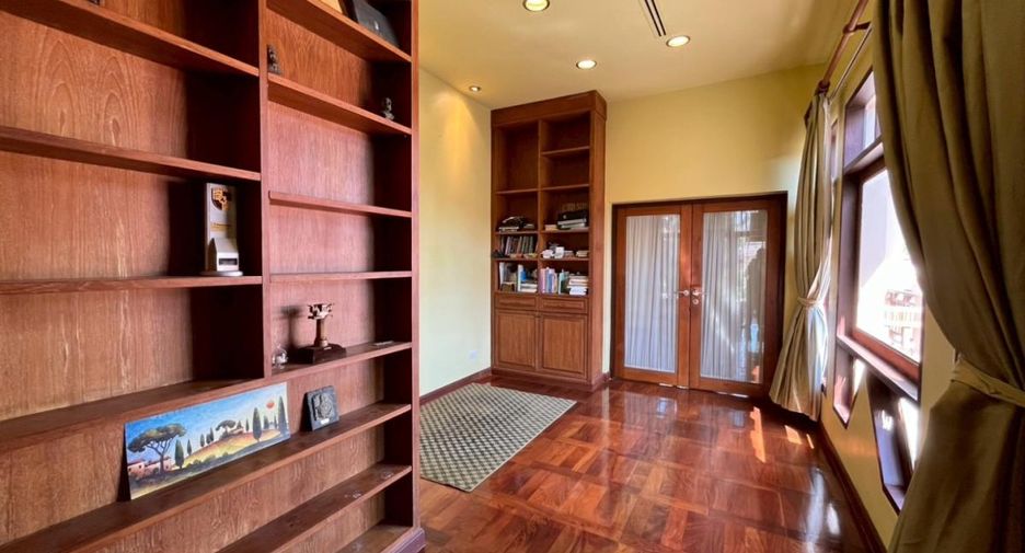 Villa zum Kauf mit 2 Zimmer in Sattahip, Chonburi
