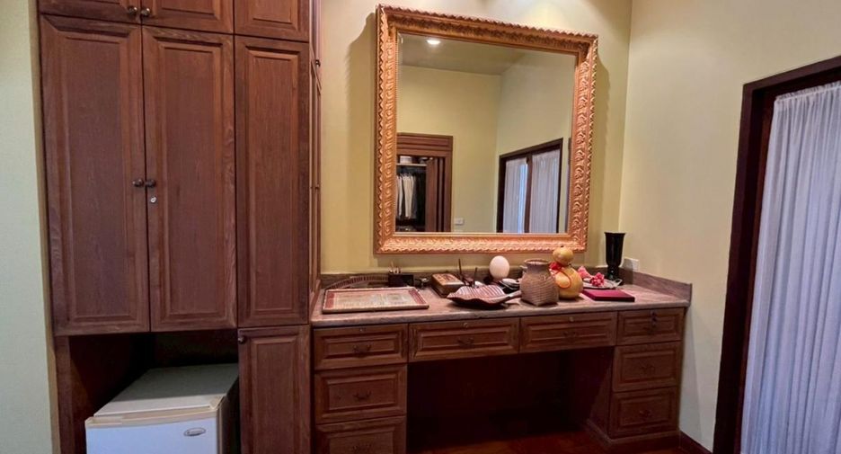 Villa zum Kauf mit 2 Zimmer in Sattahip, Chonburi