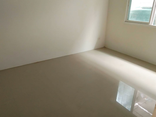 Casa adosada en venta de 2 habitaciones en Pluak Daeng, Rayong