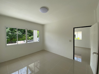 出售 2 卧室 独立屋 在 Mueang Rayong, Rayong