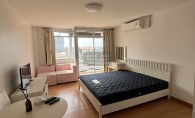À louer 1 chambre condo à Phra Khanong, Bangkok
