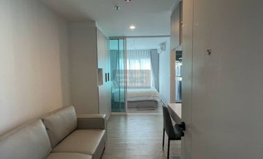 Wohnung zur Miete mit 1 Zimmer in Bang Na, Bangkok