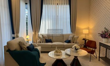 Haus zur Miete mit 4 Zimmer in Bang Khen, Bangkok