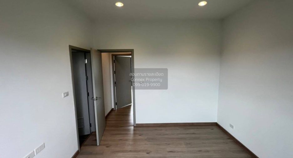 For rent 4 ベッドルーム townhouse in Bang Khen, Bangkok