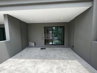 For rent 4 bedrooms townhouse in Bang Khen, Bangkok