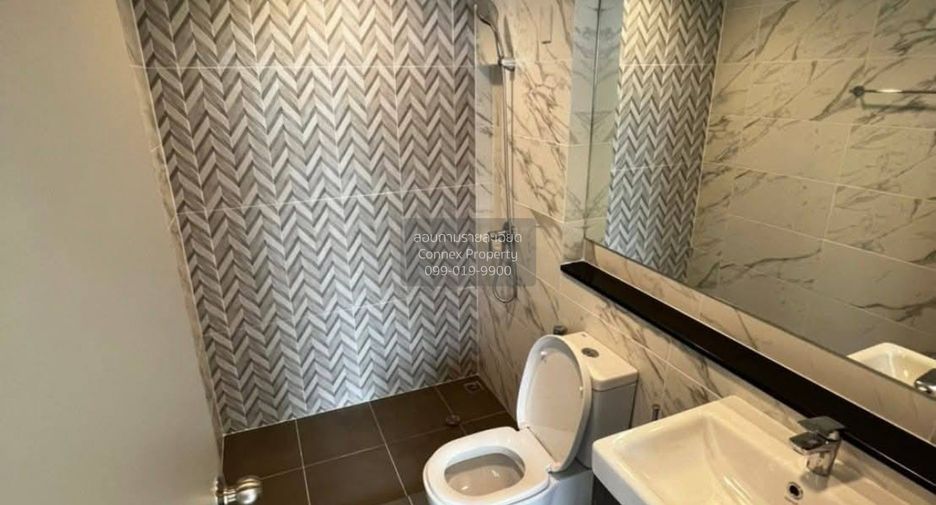 For rent 4 ベッドルーム townhouse in Bang Khen, Bangkok