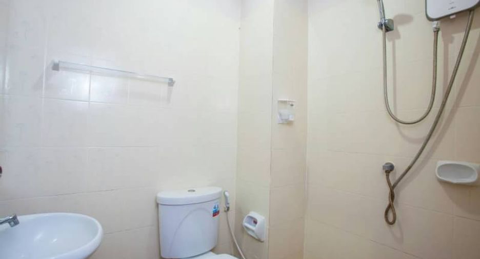 Apartamento en venta de 15 habitaciones en Bang Lamung, Chonburi