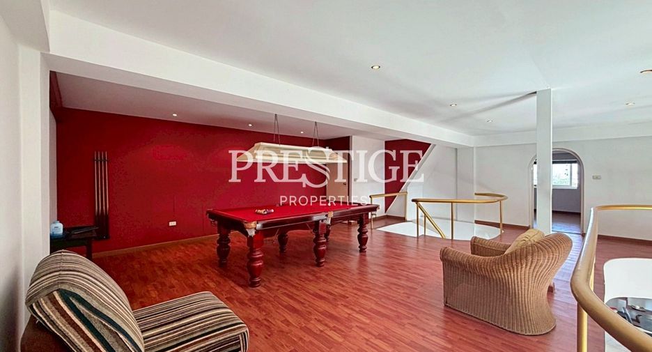 Condo en venta de 3 habitaciones en Bang Lamung, Chonburi